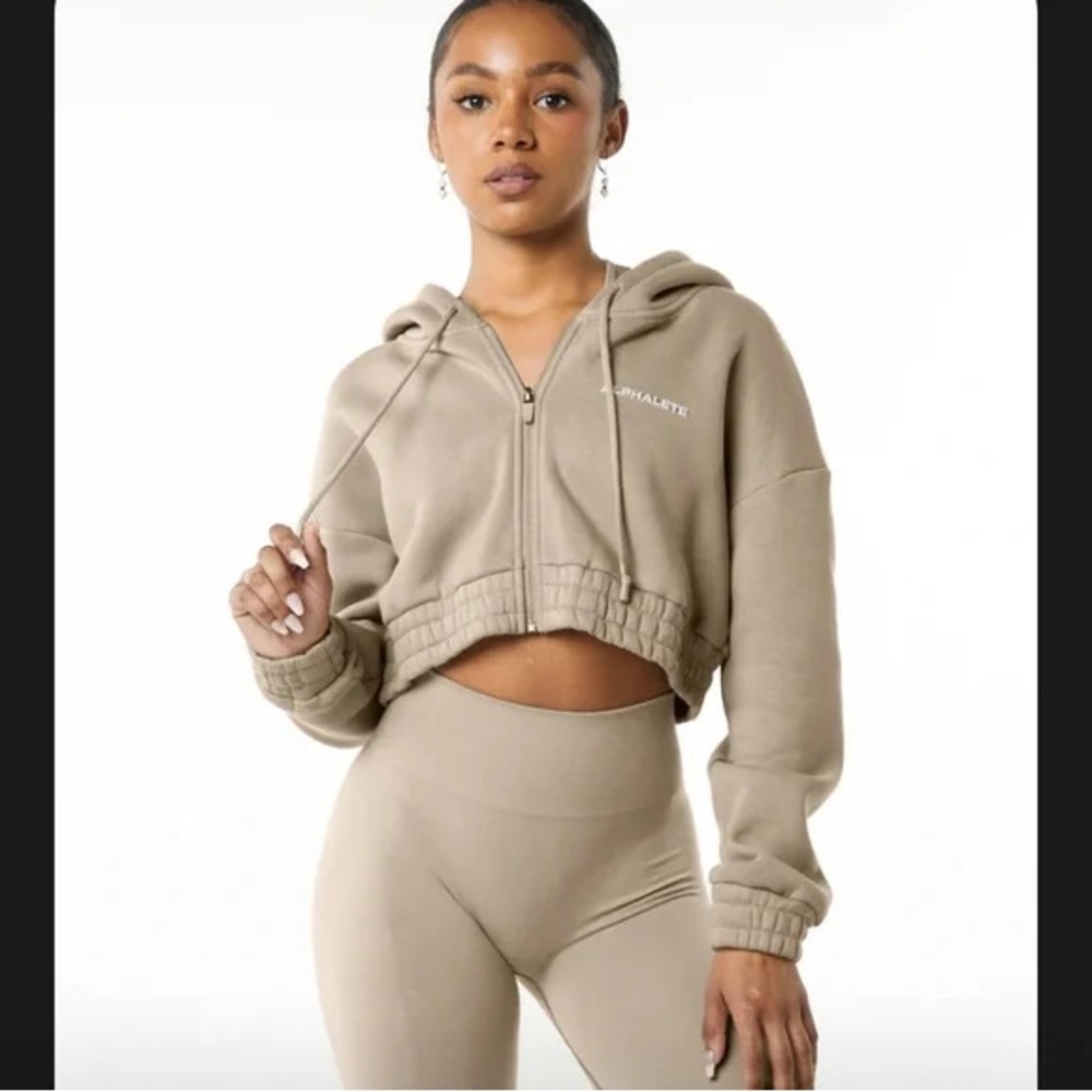 Alphalete Capital Crop Full Zip Hoodie